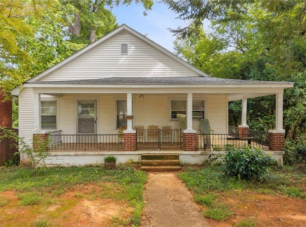 204 W Main Street, Walhalla, SC 29691