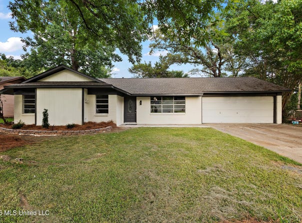 40 Woodbridge Road, Brandon, MS 39042