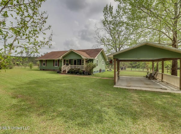 395 Fairley Road, Lumberton, MS 39455