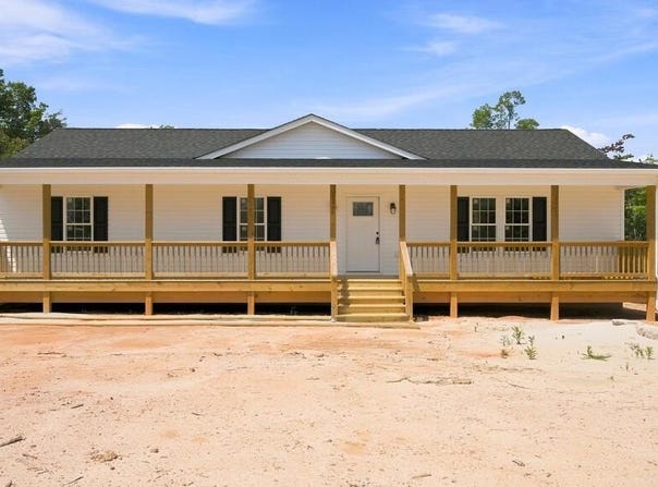 104 Abrams Rd, Farmville, VA 23901