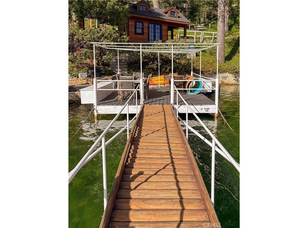 406 N406B, Lake Arrowhead, CA 92352
