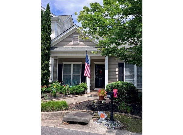 158 Heritage Place Road, Pendleton, SC 29670