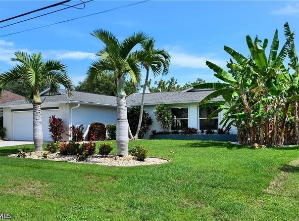 905 SW 52nd Street, Cape Coral, FL 33914