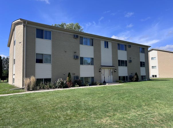1875 Michigan Avenue, Marysville, MI 48040