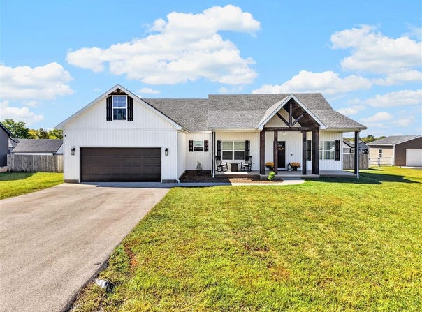112 McCutchen Court, Auburn, KY 42206