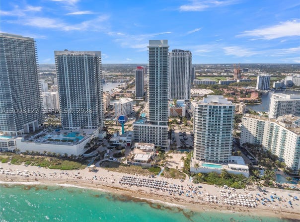 4111 S Ocean Dr, Hollywood, FL 33019