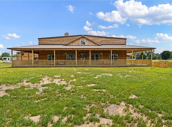 1050 SE 8th, Atkins, AR 72823