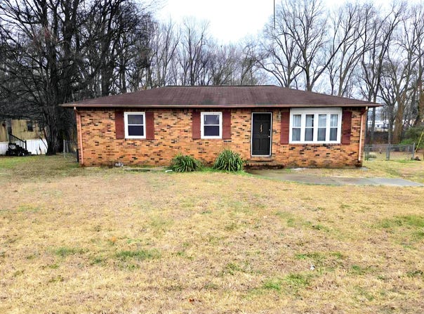143 McCullom Lane, Ledbetter, KY 42058