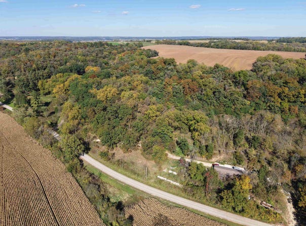 Peerless Road lot: 1, New Glarus, WI 53574