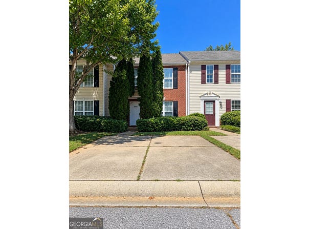 2055 Grove Way, Hampton, GA 30228