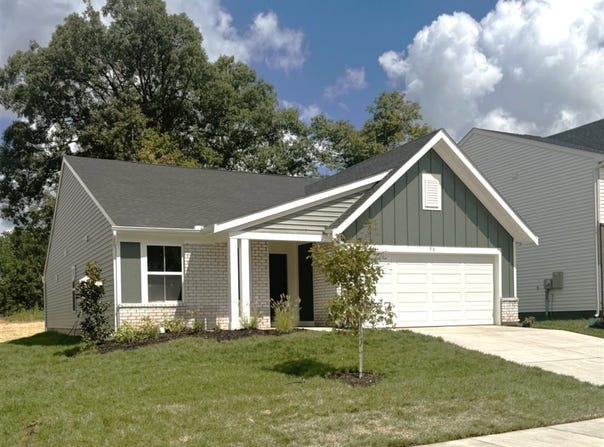 98 Hearthstone Lane, Radcliff, KY 40160
