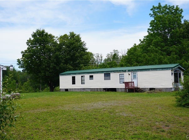 4608 State Route 104, Oswego, NY 13126