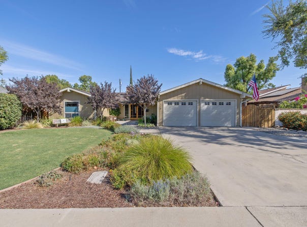 719 Westwood Drive, Exeter, CA 93221