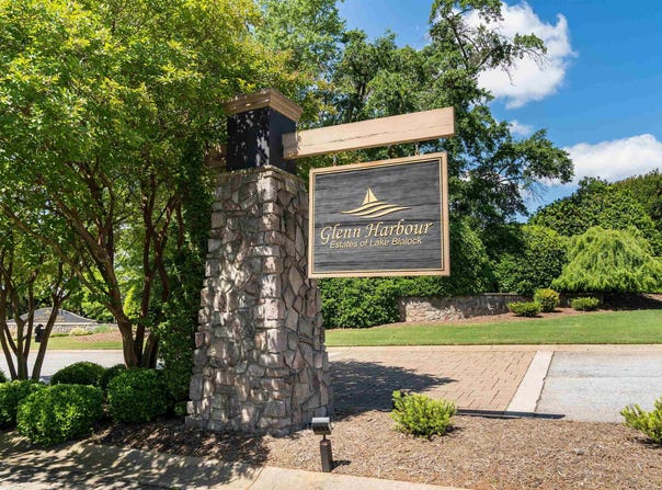 715 E Ridgewater Drive, Chesnee, SC 29323