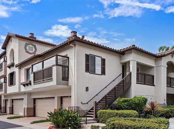 2960 Champion Way, Tustin, CA 92782