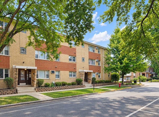 38 Elgin Avenue, Forest Park, IL 60130