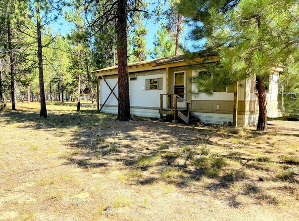 1225 Hackett Drive, La Pine, OR 97739