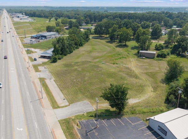 5530 US-59, Grove, OK 74344