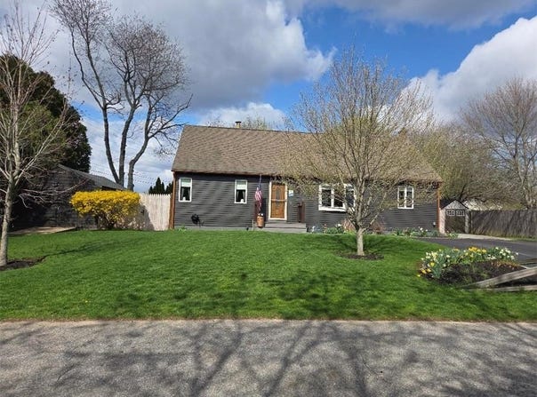 3 Cards Farm Drive, Richmond, RI 02898