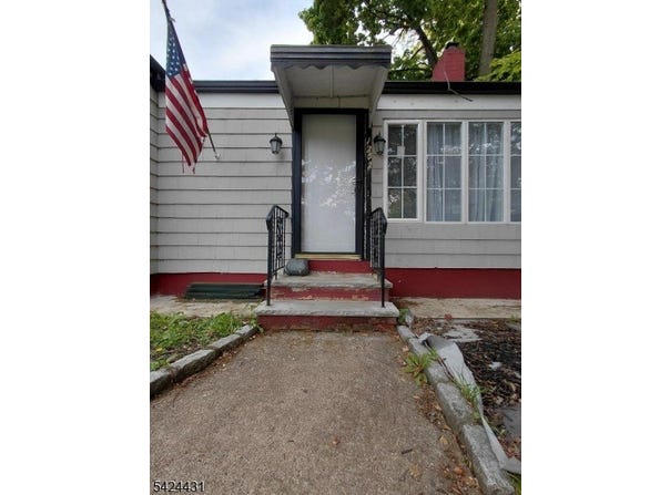 1202 E 7Th St, Plainfield City, NJ 07062-1908