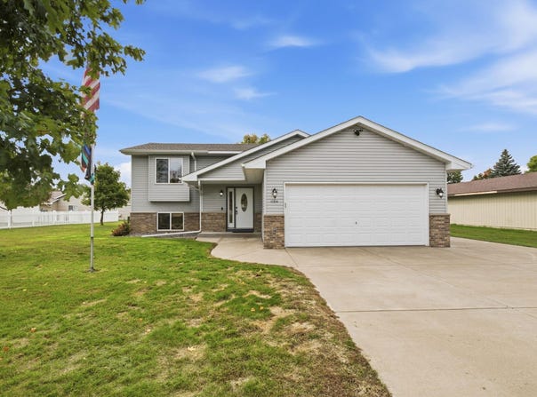 1104 E Able Street, Saint Joseph, MN 56374