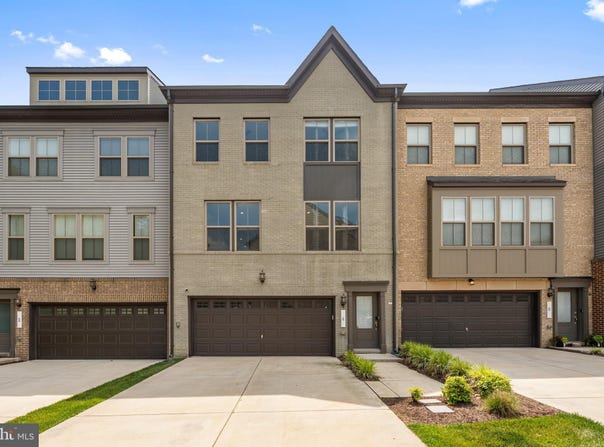 4 ALBANY Place, UPPER MARLBORO, MD 20774