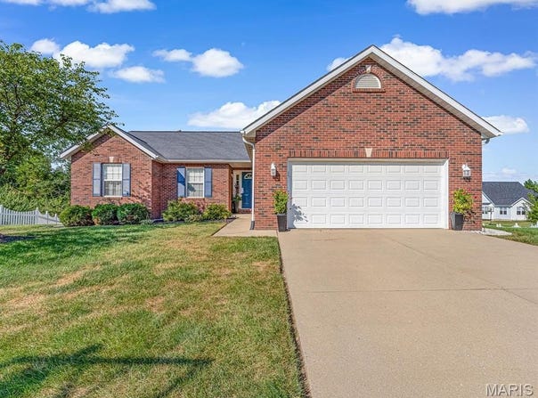 1307 Rachael Lane, Waterloo, IL 62298