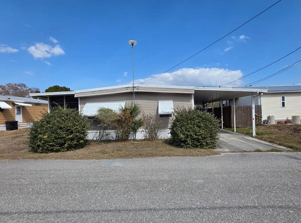 1137 7th Street, Okeechobee, FL 34974