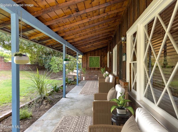 3932 Mayfield Avenue, Glendale, CA 91214