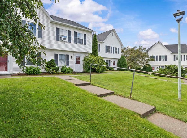 423 Westview Circle, Williston, VT 05495