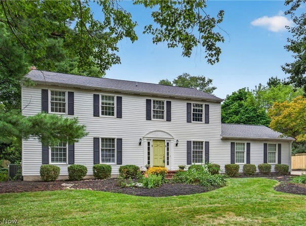 7671 Salem Drive, Hudson, OH 44236