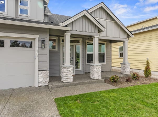 2162 S RIVER Rd, Kelso, WA 98626