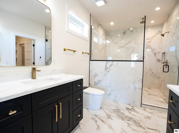 8700 Honeybee Lane, Lincoln, NE 68526