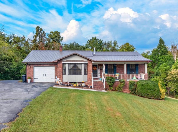 155 Paradise Valley, Bean Station, TN 37708