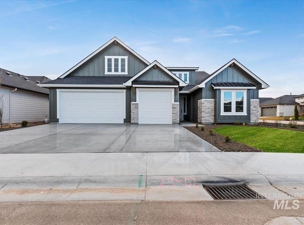 7040 N Newtown St, Eagle, ID 83616