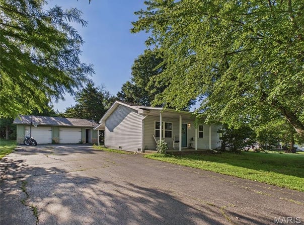 311 Harold Street, Crocker, MO 65452