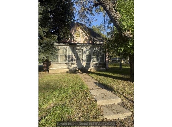 401 S California, Hastings, NE 68901