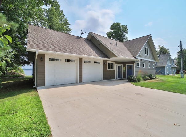 9362 Dorothy Avenue, Brainerd, MN 56401