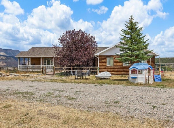 700 County Road 355, Parachute, CO 81635