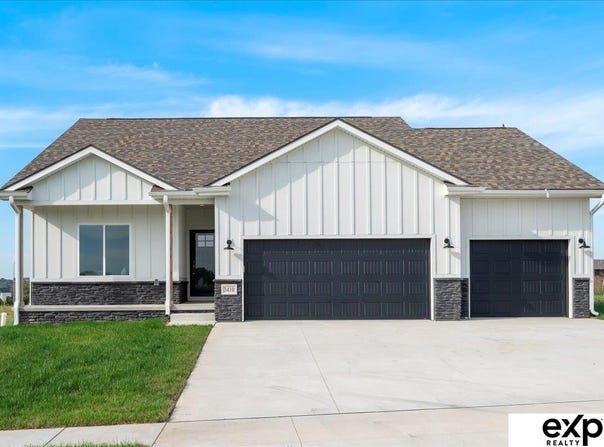 3311 Abbotsford Lane, Roca, NE 68430