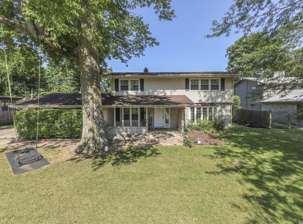 4206 Ridgeway Avenue, Columbus, IN 47203
