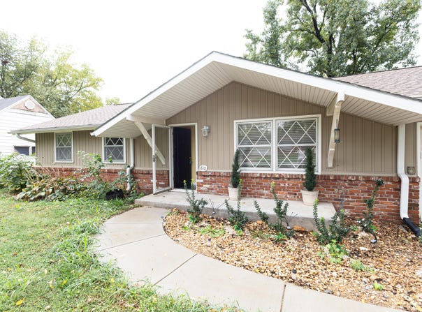 810 W Deerfield Street, Springfield, MO 65807