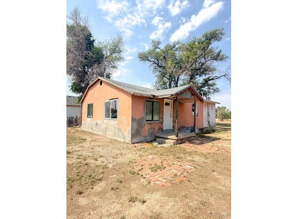 406 & 408 Daniel Ave, La Junta, CO 81050