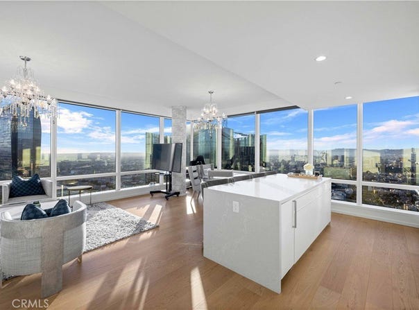 877 Francisco Street, Los Angeles, CA 90017