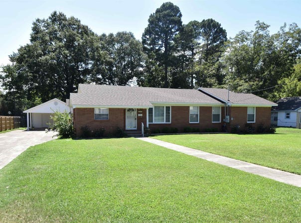 1117 Pine Bluff Street, Malvern, AR 72104