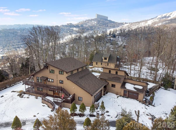 301 Highland Circle, Sugar Mountain, NC 28604