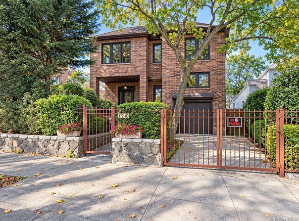 172-03 35th Avenue, Flushing, NY 11358