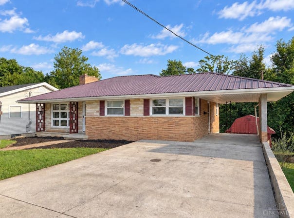 608 E Seventh Street, Manchester, OH 45144