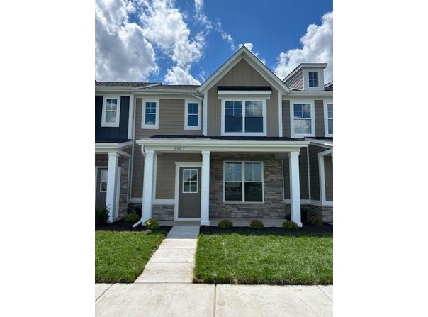 1609 Parkside Lane, Dyer, IN 46311