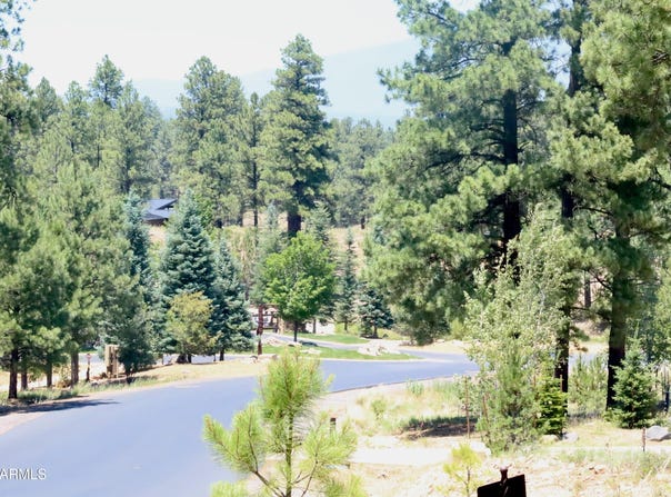 3235 S Tehama Circle, Flagstaff, AZ 86005